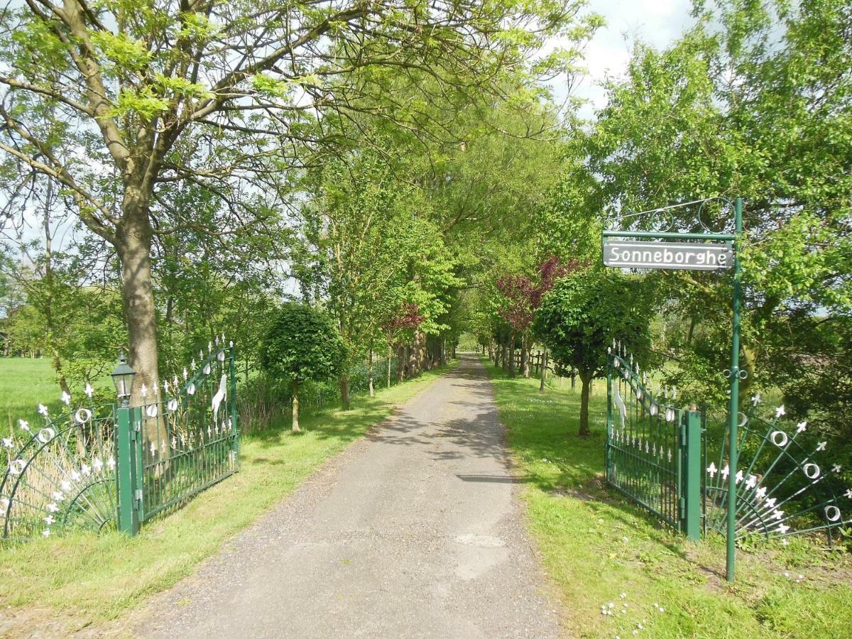 Vakantiehuisjes Landgoed Sonneborghe Kollumerzwaag Eksteriør bilde
